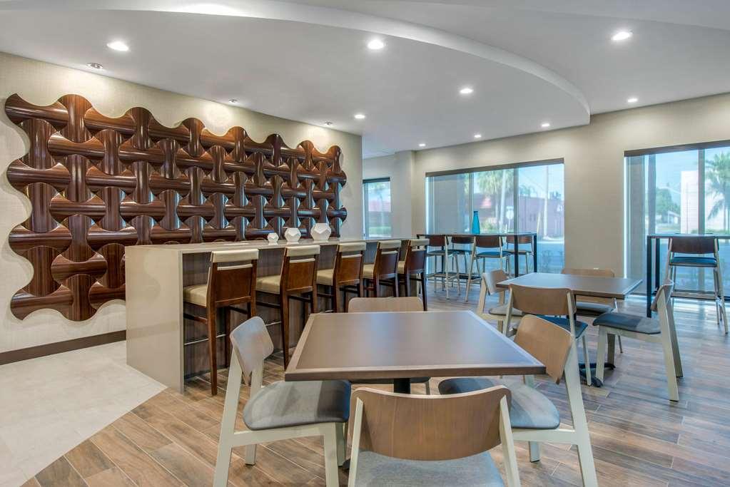 Comfort Suites Fort Lauderdale Airport & Cruise Port Dania Beach Restaurante foto